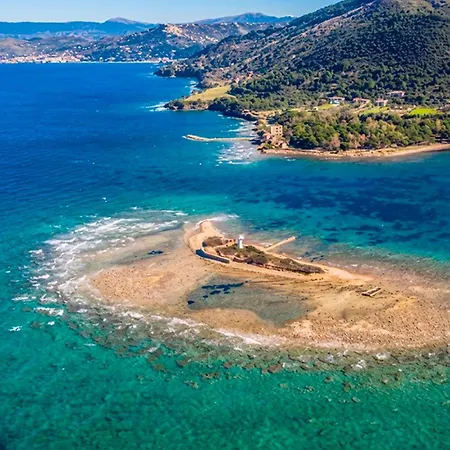 2 Bedroom Cozy In Punta Licosa
